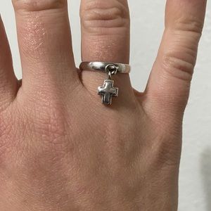 925 silver ring with cross charm